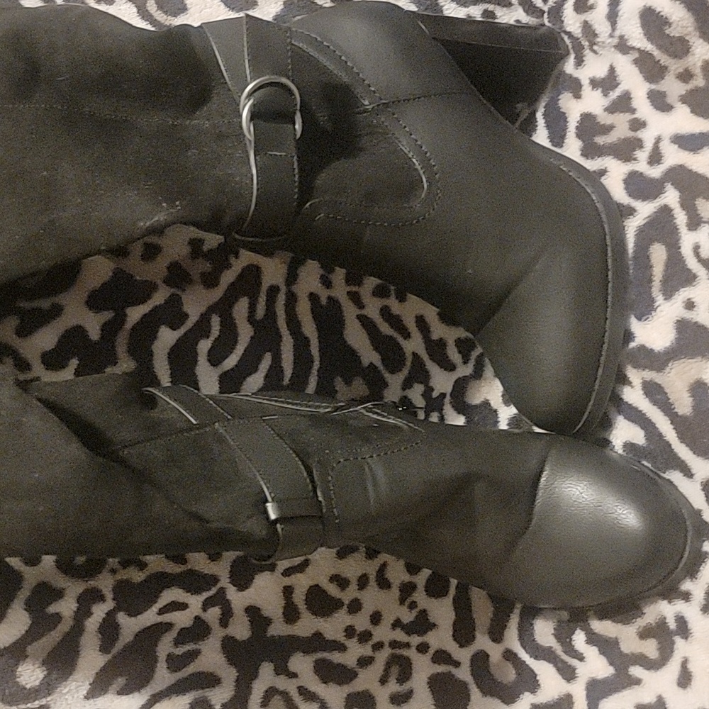 Black knee high boots